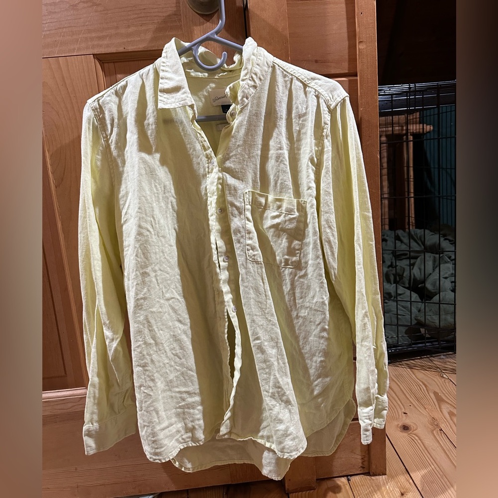 Universal Thread Button Up Top